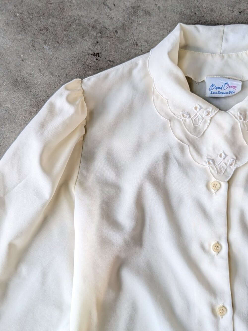 Vintage 80s Levi Strauss Embroidered Collar Ivory Button Front Blouse size 8 - Picture 3 of 9